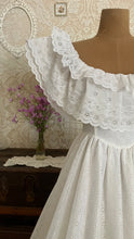 Load image into Gallery viewer, Amazing 1980’s Vintage Ivory Eyelet Off Shoulder Gunne Sax Dress
