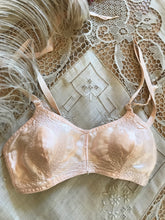 Load image into Gallery viewer, Itty Bitty 1930’s 1940’s vintage pink satin circle stitch bullet bra
