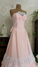 Load image into Gallery viewer, Stunning 1980’s Vintage Pink Lace and Taffeta Strapless Dream Dress
