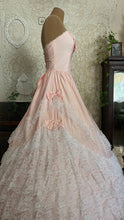 Load image into Gallery viewer, Stunning 1980’s Vintage Pink Lace and Taffeta Strapless Dream Dress
