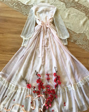 Load image into Gallery viewer, 1970’s vintage Tea Rose Pink Voile Gunne Sax dress Romantic Renaissance Bridal Collection
